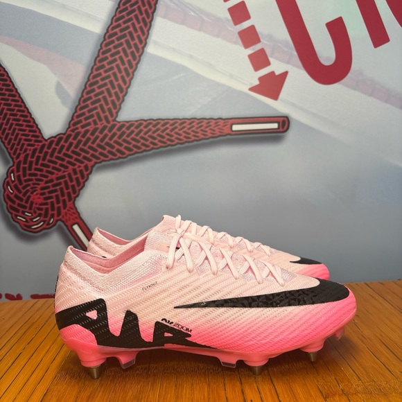 Nike Zoom Vapor 15 Elite SG Pro Pink Soccer Cleats Men’s Size 6.5 NEW
